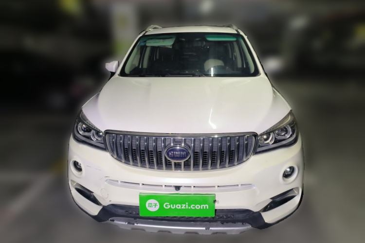 Used SWM X7 2016 1.8L Manual Luxury Edition 7 Seats Front