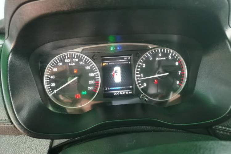 Used SWM X7 2016 1.5T Manual Luxury Edition 7 Seats Instrument Cluster