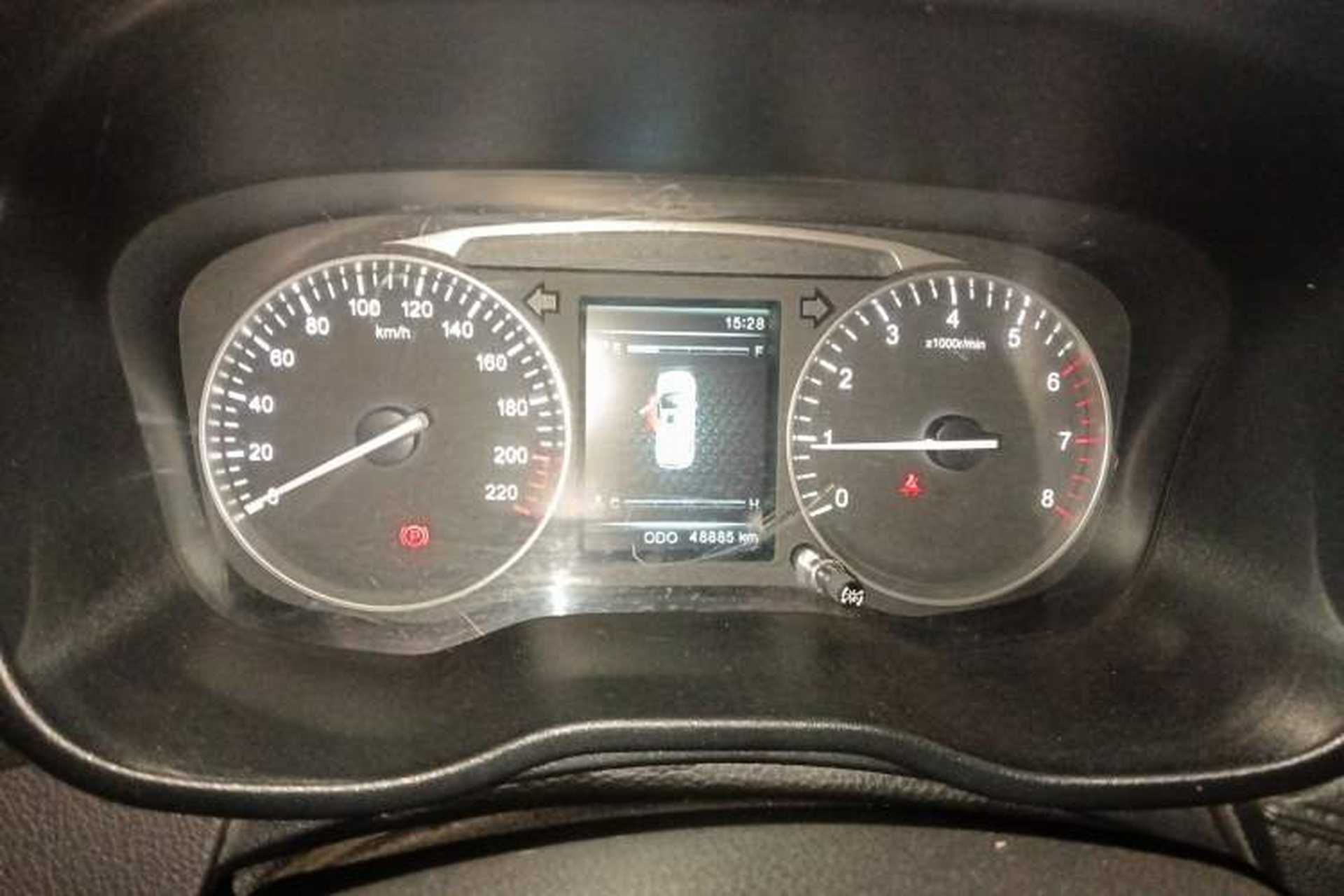 Used SWM X7 2016 1.5T Manual Luxury Edition 7 Seats Instrument Cluster