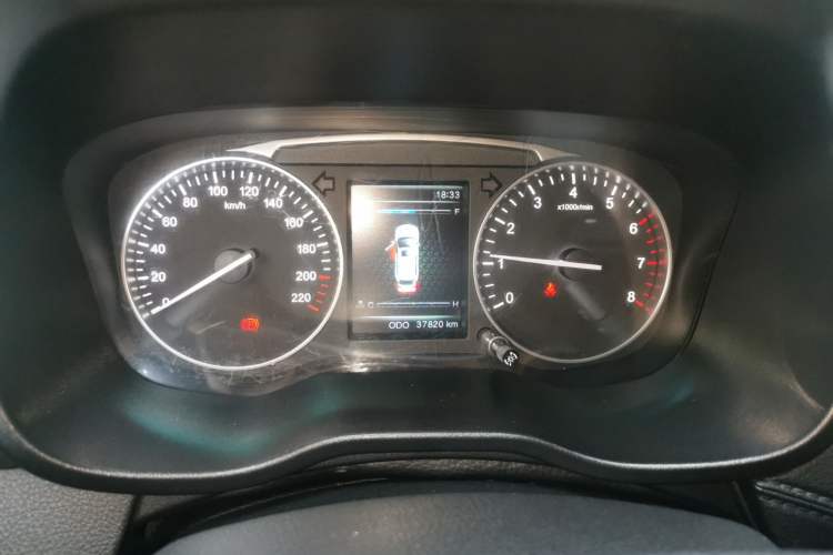 Used SWM X7 2016 1.8L Manual Luxury Edition 7 Seats Instrument Cluster