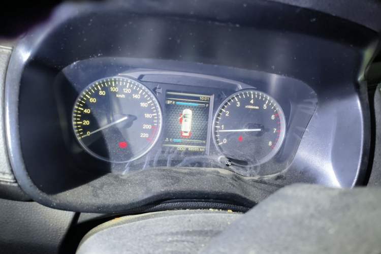 Used SWM X7 2016 1.8L Manual Luxury Edition 7 Seats Instrument Cluster