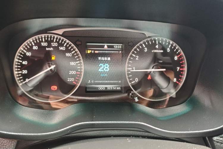 Used SWM X7 2016 1.8L Manual Luxury Edition 7 Seats Instrument Cluster
