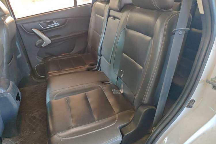 Used SWM X7 2016 1.5T Manual Luxury Edition 7 Seats Left Rear Seat