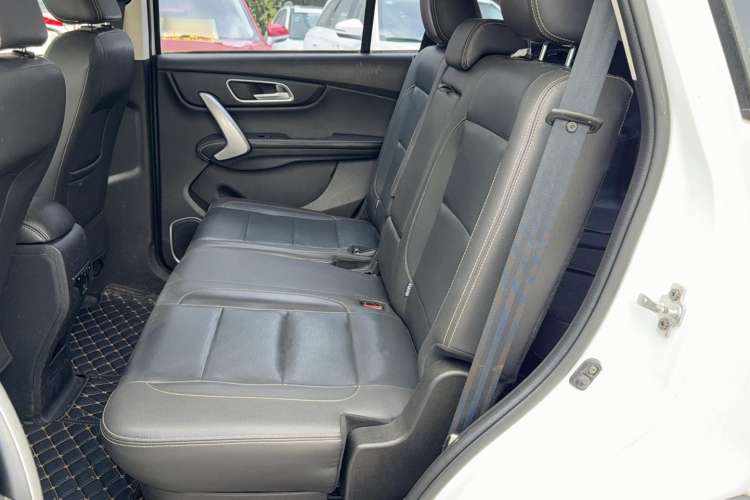 Used SWM X7 2016 1.5T Manual Luxury Edition 7 Seats Left Rear Seat