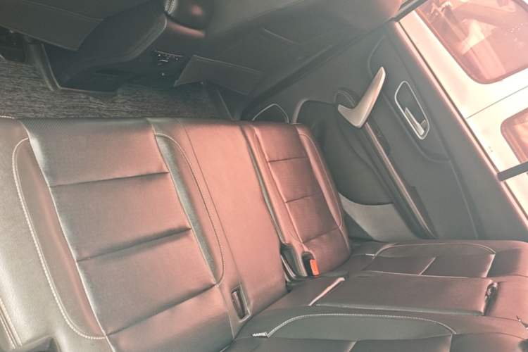 Used SWM X7 2016 1.8L Manual Luxury Edition 7 Seats Left Rear Seat