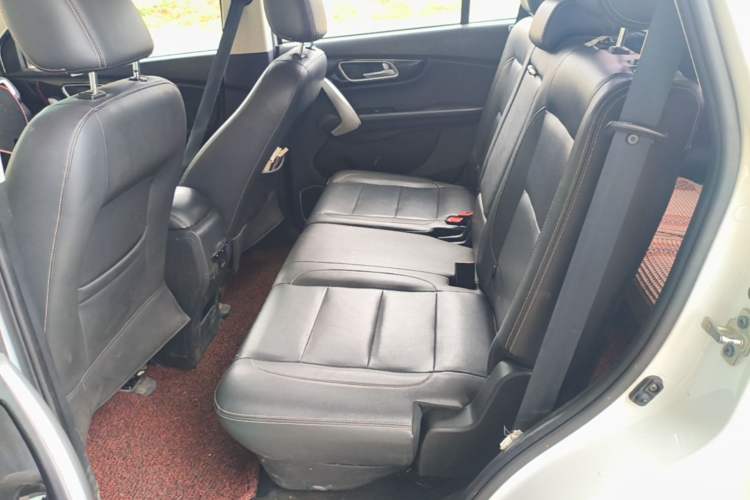 Used SWM X7 2016 1.5T Manual Luxury Edition 7 Seats Left Rear Seat