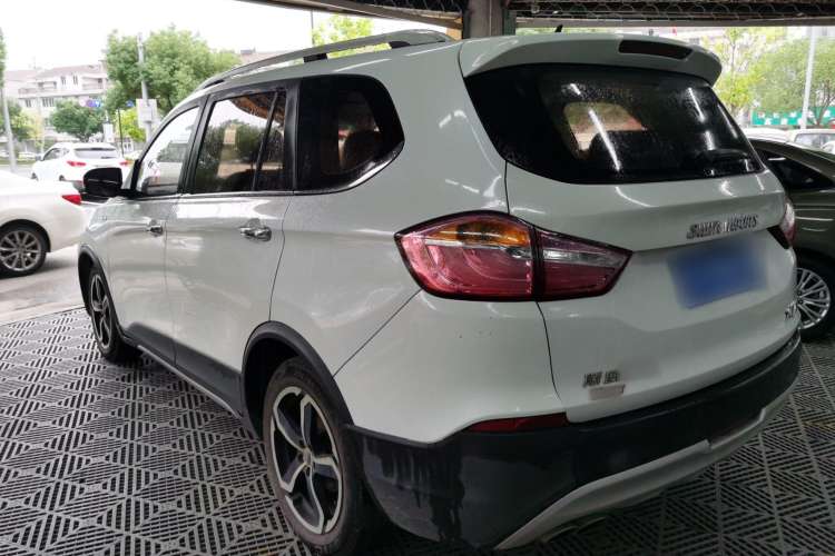 Used SWM X7 2016 1.5T Manual Luxury Edition 7 Seats Rear Left 45 Deg