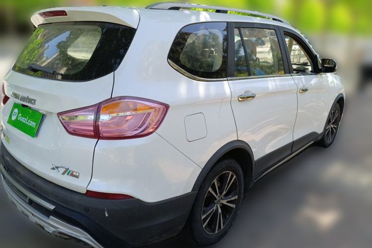 Used SWM X7 2016 1.8L Manual Luxury Edition 7 Seats Rear Right 45 Deg
