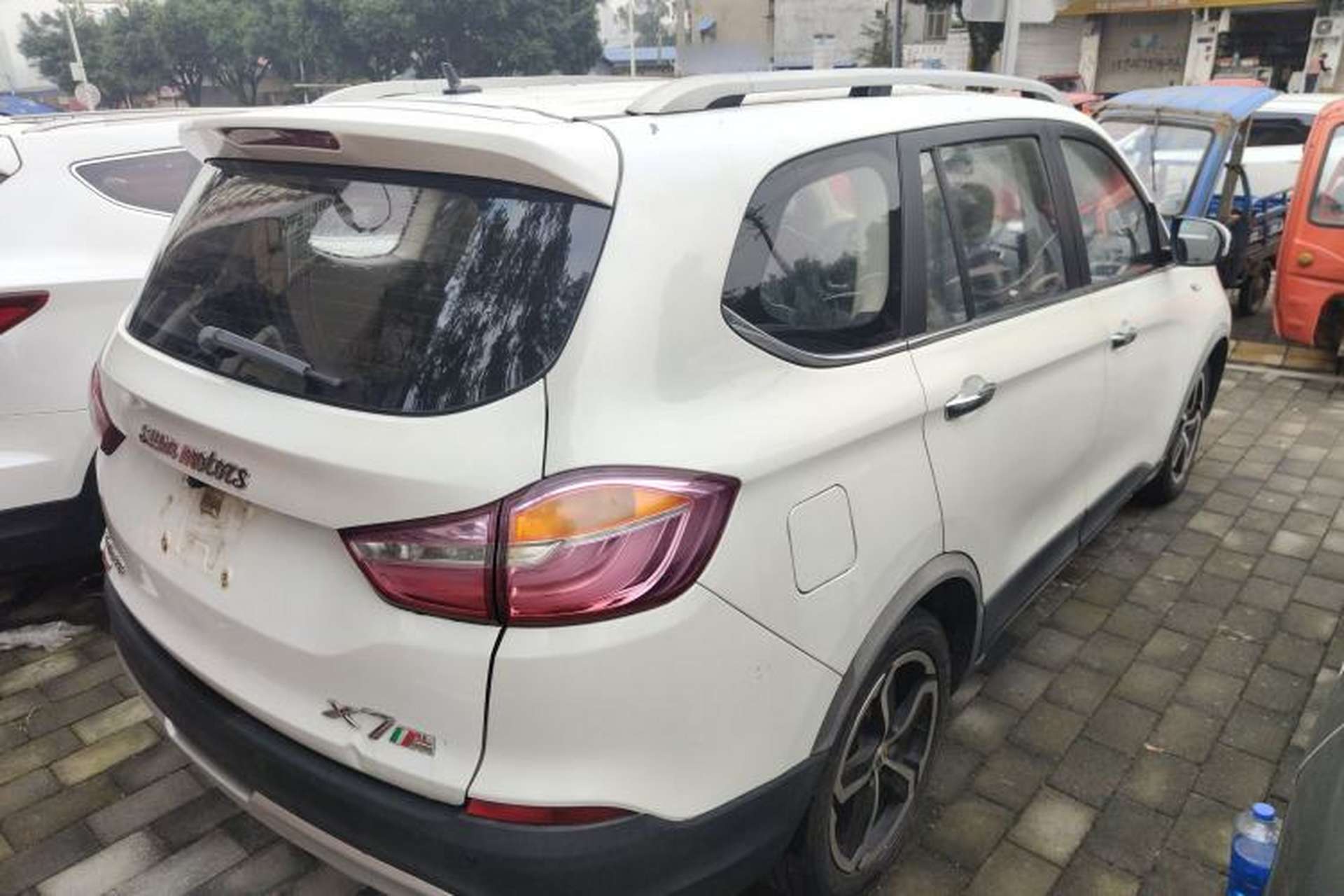Used SWM X7 2016 1.5T Manual Luxury Edition 7 Seats Rear Right 45 Deg