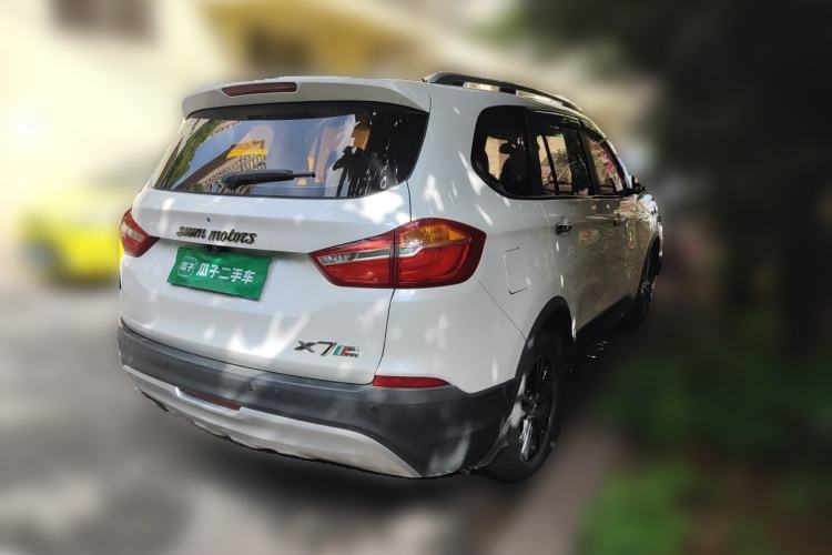 Used SWM X7 2016 1.8L Manual Luxury Edition 7 Seats Rear Right 45 Deg