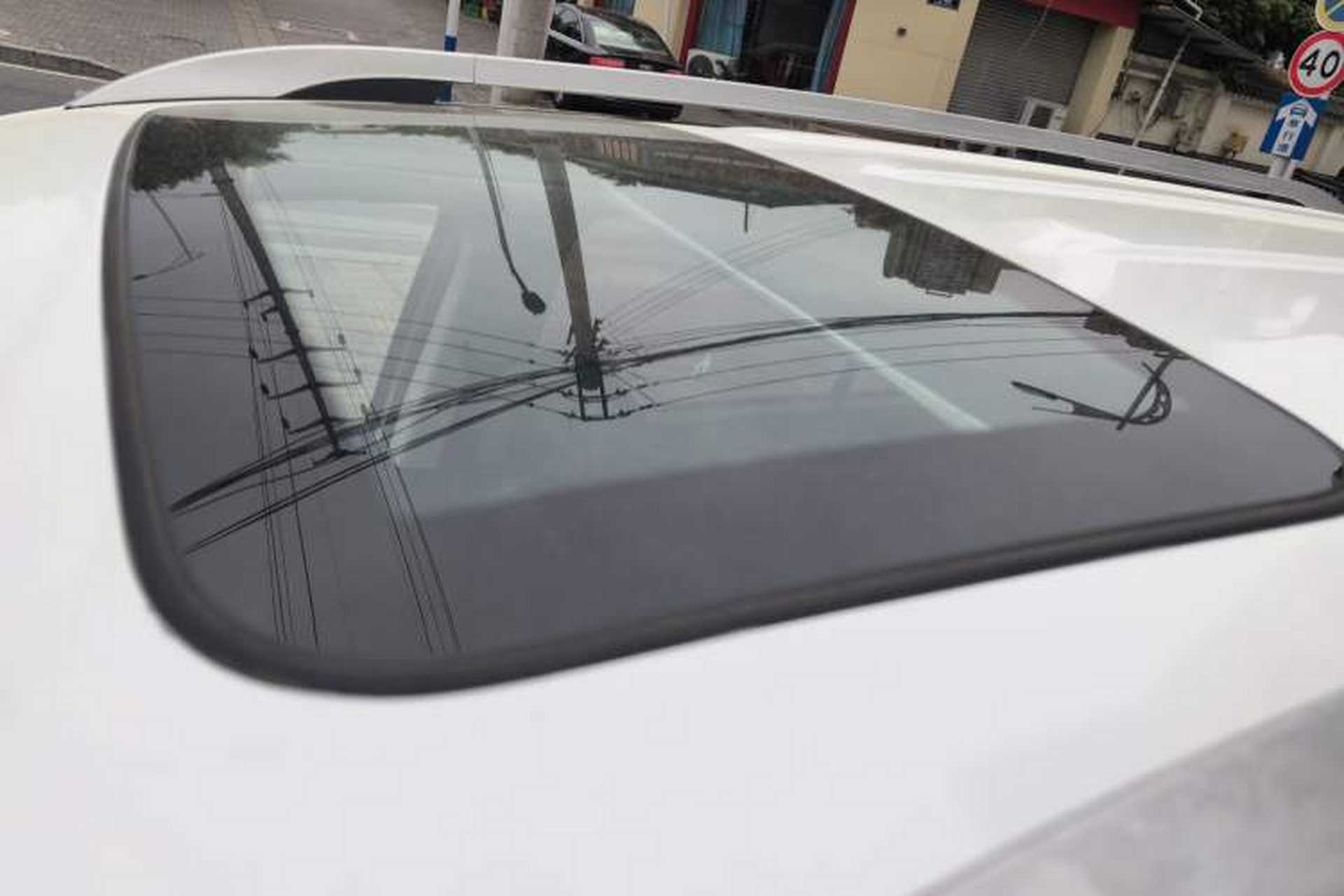 Used SWM X7 2016 1.8L Manual Luxury Edition 7 Seats Roof