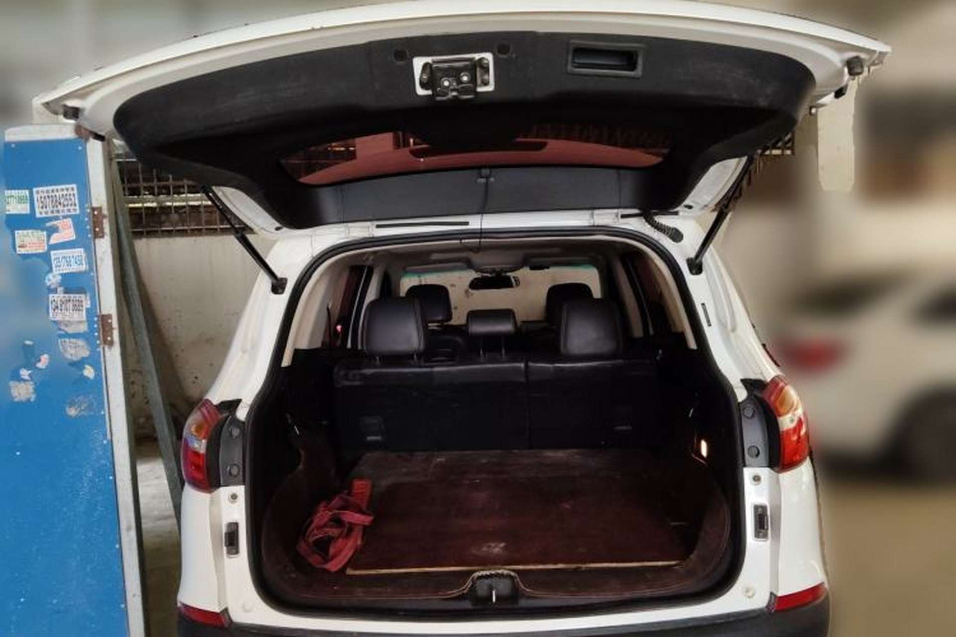 Used SWM X7 2016 1.5T Manual Luxury Edition 7 Seats Trunk