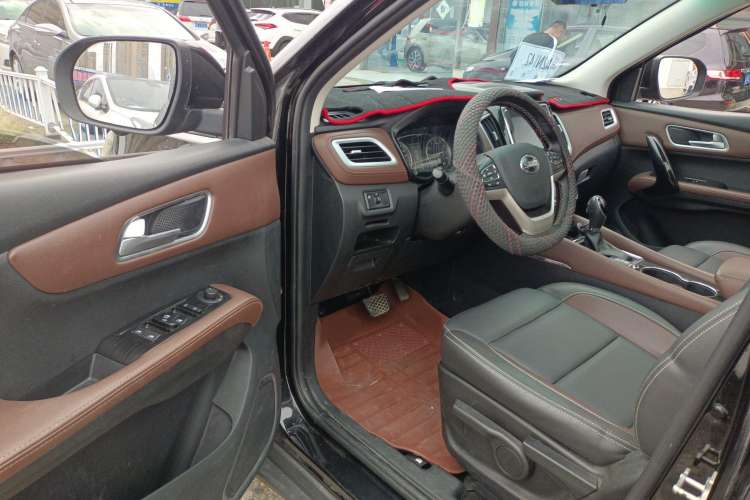 Used SWM X7 2017 1.5T Automatic Smart Enjoyment Version 7 Seats Driver Seat
