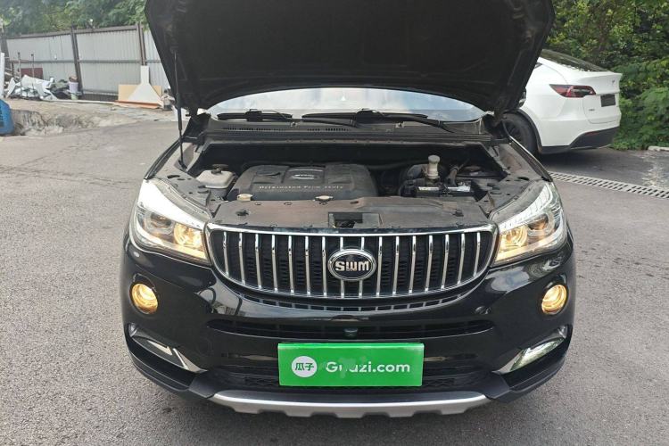 Used SWM X7 2017 1.5T Automatic Prestige Version 7 Seats Engine Bay