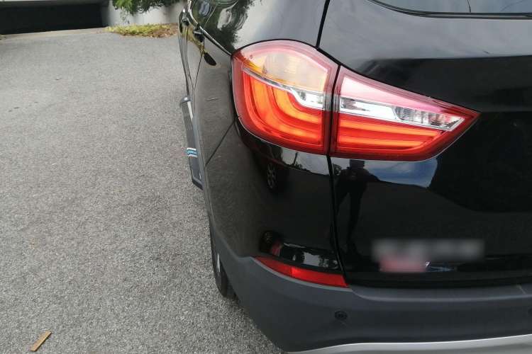 Used SWM X7 2017 1.5T automatic smart version 7 seats Exterior 8