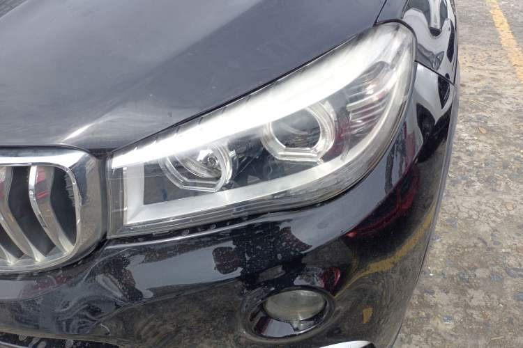 Used SWM X7 2017 1.5T Automatic Smart Enjoyment Version 7 Seats Left Front Headlight