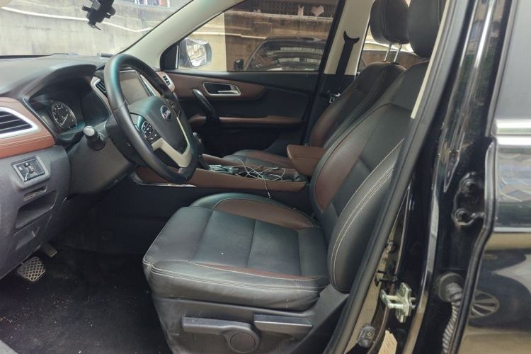Used SWM X7 2017 1.5T Automatic Smart Enjoyment Version 7 Seats Left Front Seat