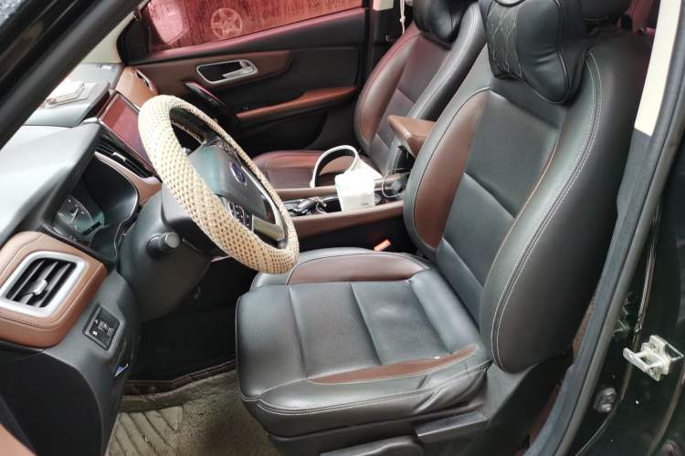 Used SWM X7 2017 1.5T Automatic Smart Enjoyment Version 7 Seats Left Front Seat