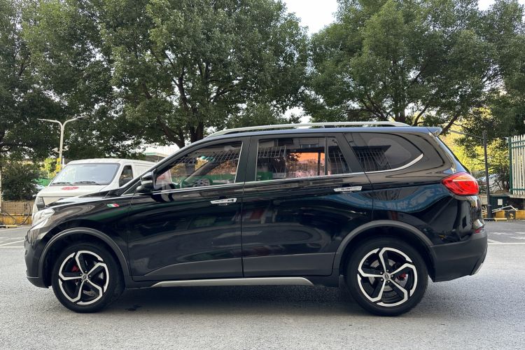 Used SWM X7 2017 1.5T Automatic Prestige Version 7 Seats Left Side