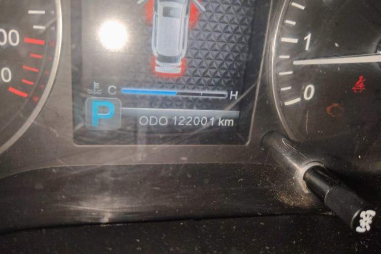 Used SWM X7 2017 1.5T Automatic Smart Enjoyment Version 7 Seats Odometer Close Up