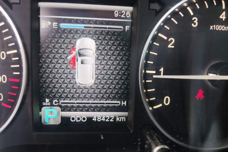 Used SWM X7 2017 1.5T Automatic Smart Enjoyment Version 7 Seats Odometer Close Up