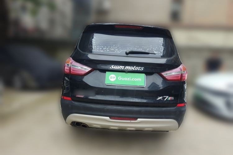 Used SWM X7 2017 1.5T Automatic Smart Enjoyment Version 7 Seats Rear