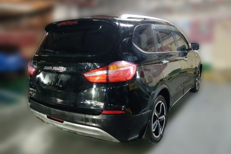 Used SWM X7 2017 1.5T Automatic Smart Enjoyment Version 7 Seats Rear Right 45 Deg