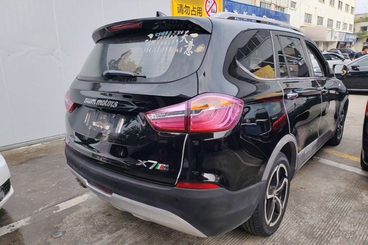 Used SWM X7 2017 1.5T Automatic Smart Enjoyment Version 7 Seats Rear Right 45 Deg