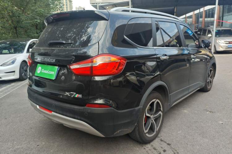Used SWM X7 2017 1.5T Automatic Prestige Version 7 Seats Rear Right 45 Deg
