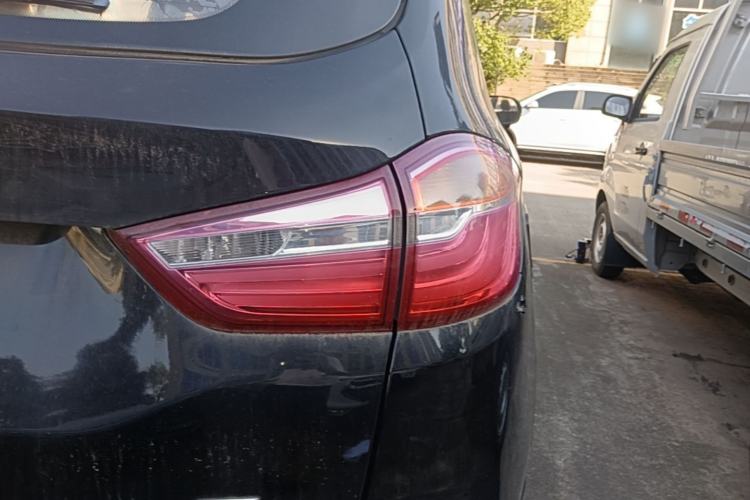 Used SWM X7 2017 1.5T Automatic Smart Enjoyment Version 7 Seats Right Rear Taillight