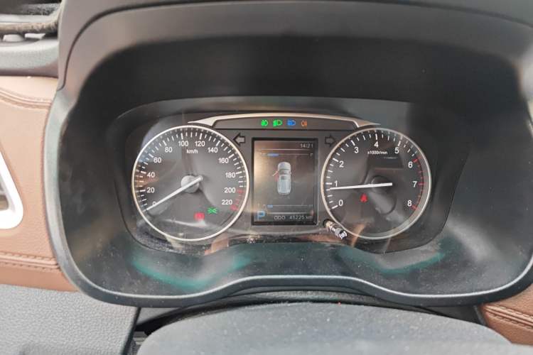 Used SWM X7 2017 1.5T Automatic Smart Enjoyment Version 7 Seats Instrument Cluster