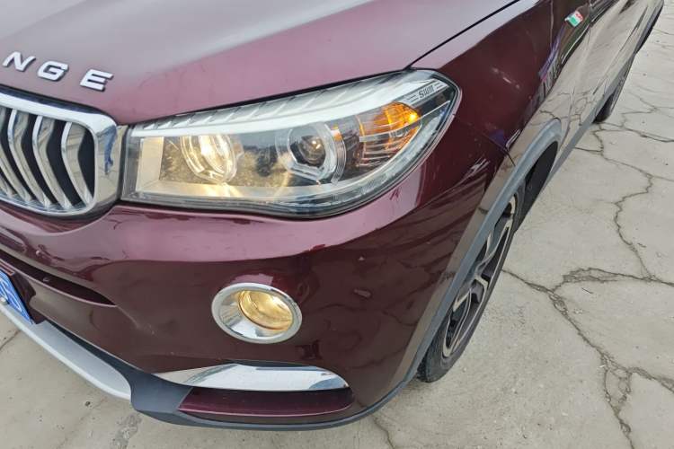 Used SWM X7 2017 1.5T Automatic Smart Enjoyment Version 7 Seats Left Front Headlight
