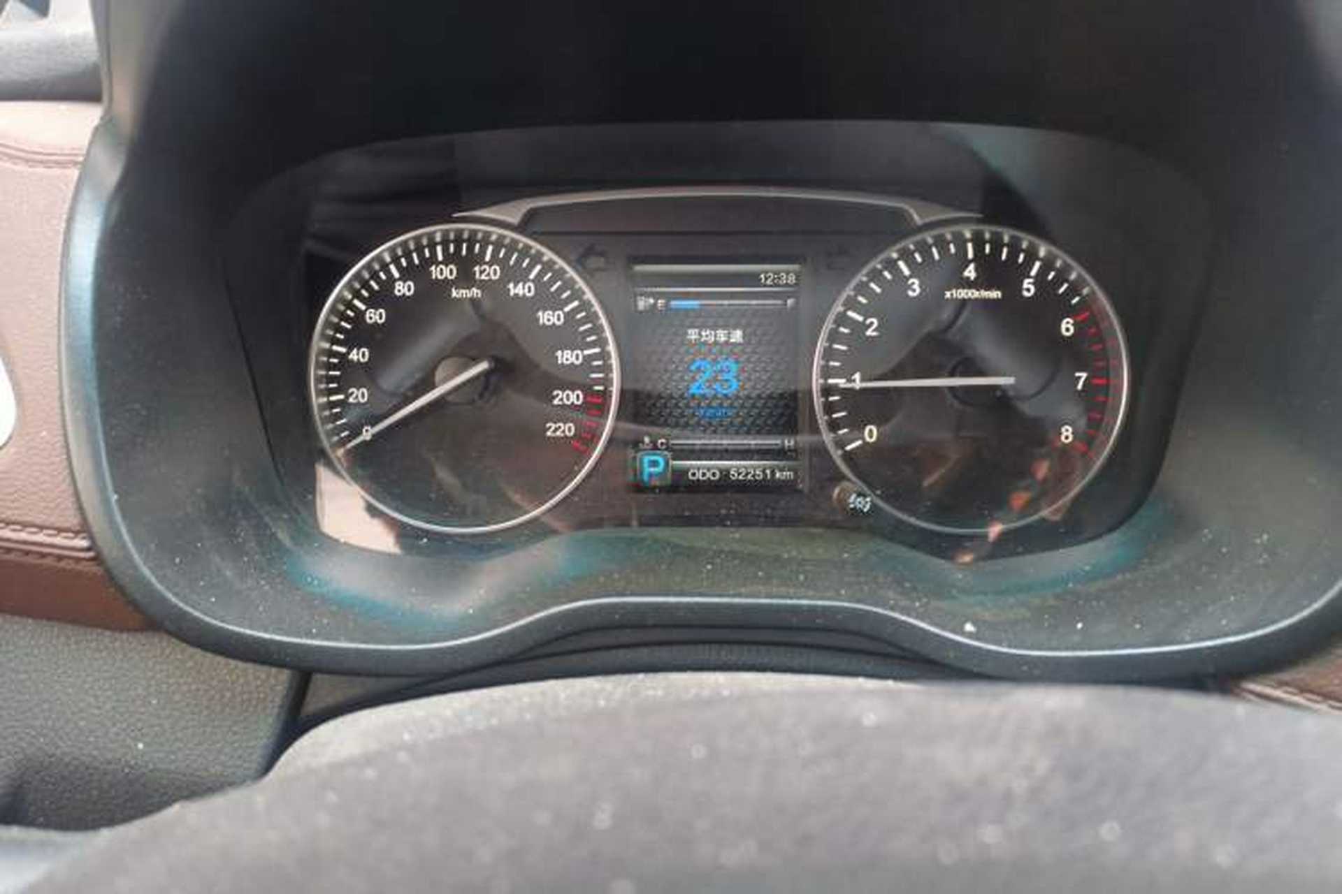 Used SWM X7 2017 1.5T Automatic Smart Enjoyment Version 7 Seats Odometer Close Up
