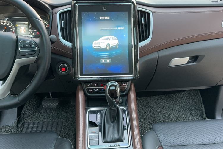 Used SWM X7 2017 1.5T Automatic Smart Enjoyment Version 7 Seats Audio And AC Panel
