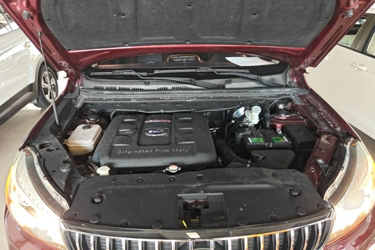 Used SWM X7 2017 1.5T Automatic Smart Enjoyment Version 7 Seats Engine Bay