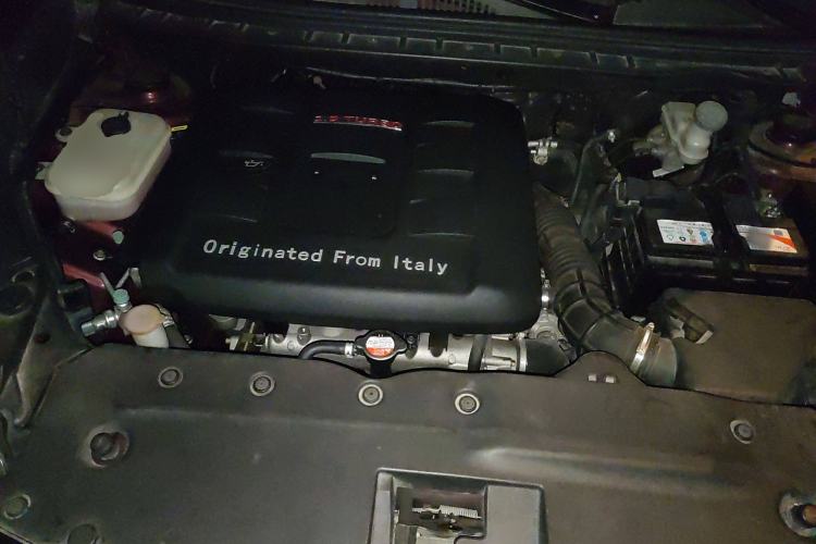 Used SWM X7 2017 1.5T Automatic Smart Enjoyment Version 7 Seats Engine Bay