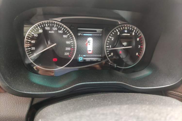 Used SWM X7 2017 1.5T Automatic Prestige Version 7 Seats Instrument Cluster