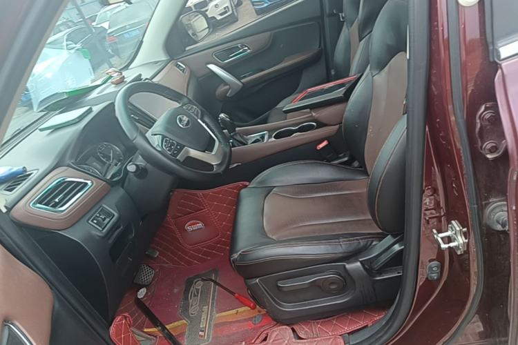 Used SWM X7 2017 1.5T Automatic Smart Enjoyment Version 7 Seats Left Front Seat
