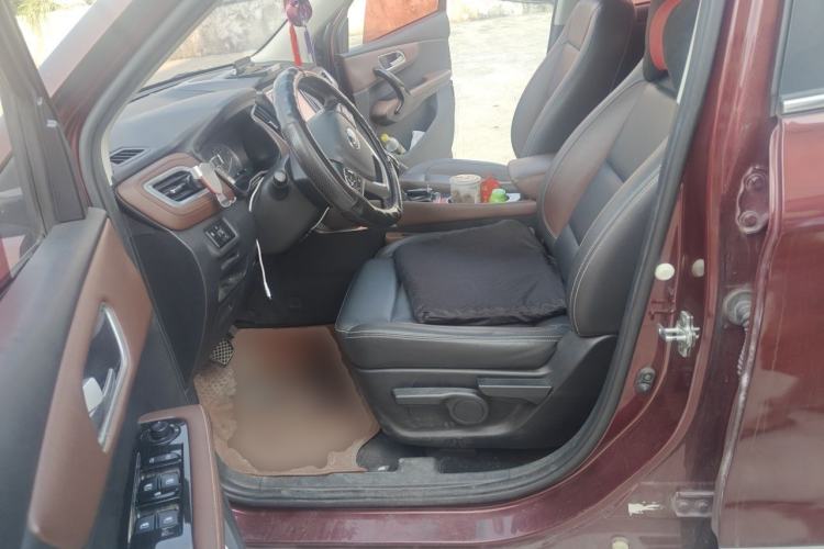 Used SWM X7 2017 1.5T Automatic Smart Enjoyment Version 7 Seats Left Front Seat