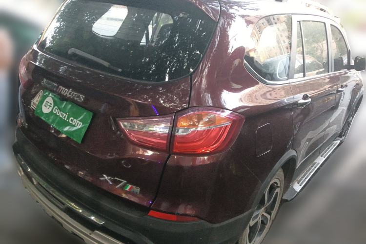 Used SWM X7 2017 1.5T Automatic Smart Enjoyment Version 7 Seats Rear Right 45 Deg