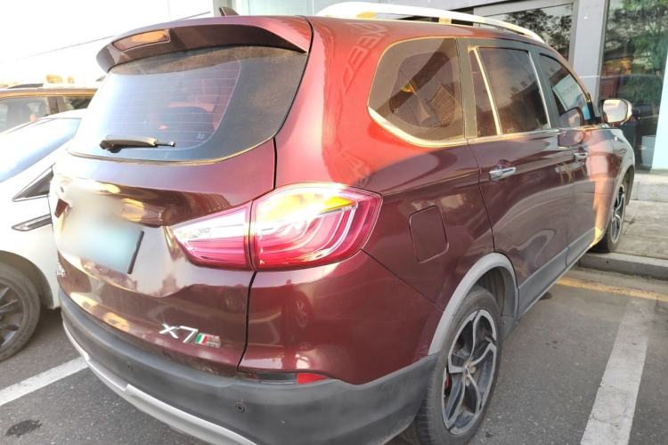 Used SWM X7 2017 1.5T Automatic Smart Enjoyment Version 7 Seats Rear Right 45 Deg