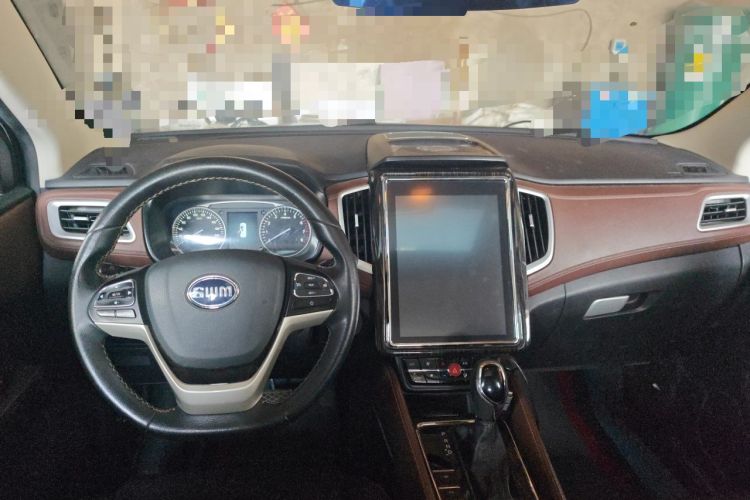 Used SWM X7 2017 1.5T Automatic Smart Enjoyment Version 7 Seats Center Console