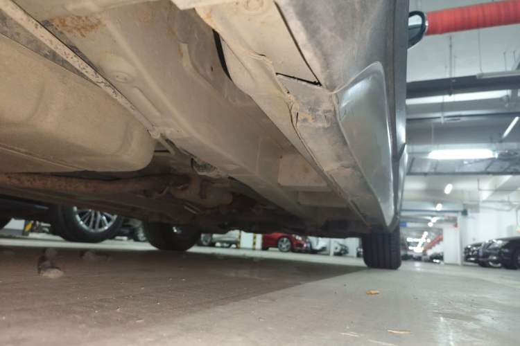 Used SWM X7  Chassis Rear Right
