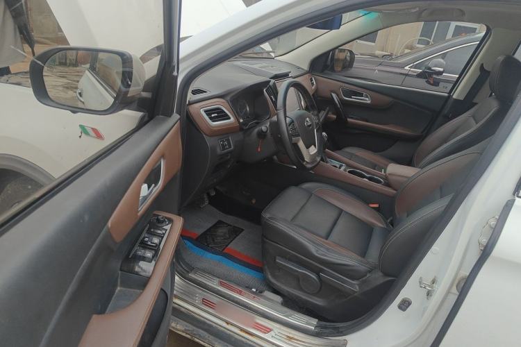 Used SWM X7 2017 1.5T Automatic Smart Enjoyment Version 7 Seats Driver Seat