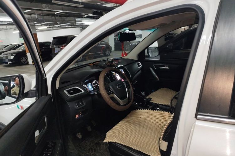 Used SWM X7  Driver Seat