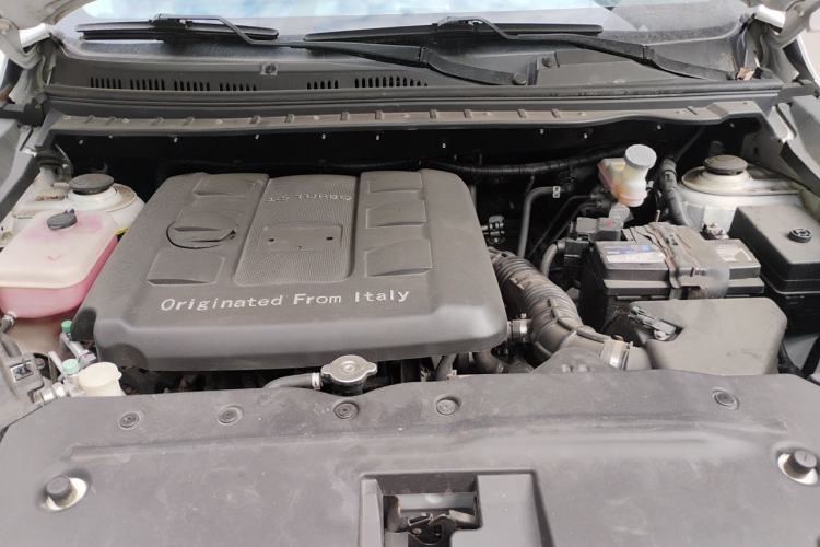 Used SWM X7 2017 1.5T Automatic Smart Enjoyment Version 7 Seats Engine Bay