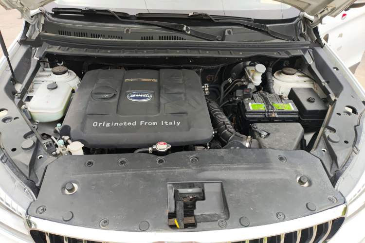 Used SWM X7 2017 1.5T Automatic Smart Enjoyment Version 7 Seats Engine Bay