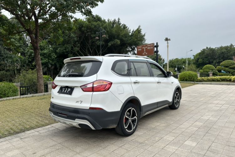 Used SWM X7 2017 1.5T Automatic Smart Enjoyment Version 7 Seats Exterior 1