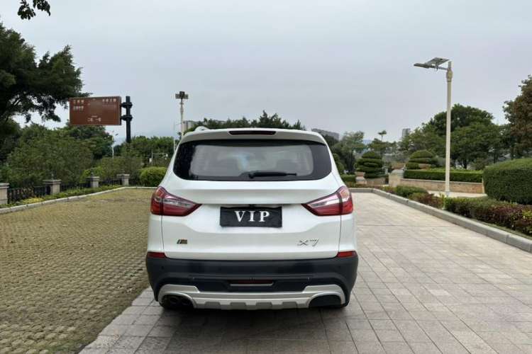 Used SWM X7 2017 1.5T Automatic Smart Enjoyment Version 7 Seats Exterior 3