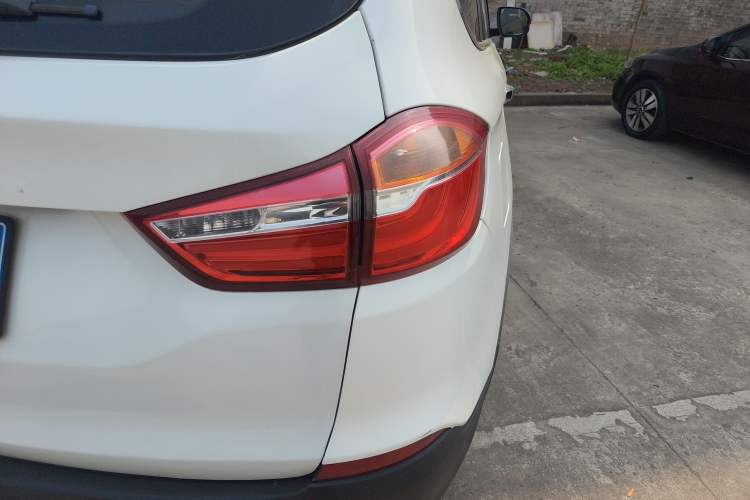 Used SWM X7 2017 1.5T Automatic Smart Enjoyment Version 7 Seats Exterior 3